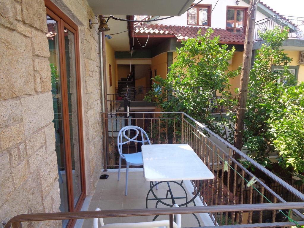 Leda Suites Parga Extérieur photo